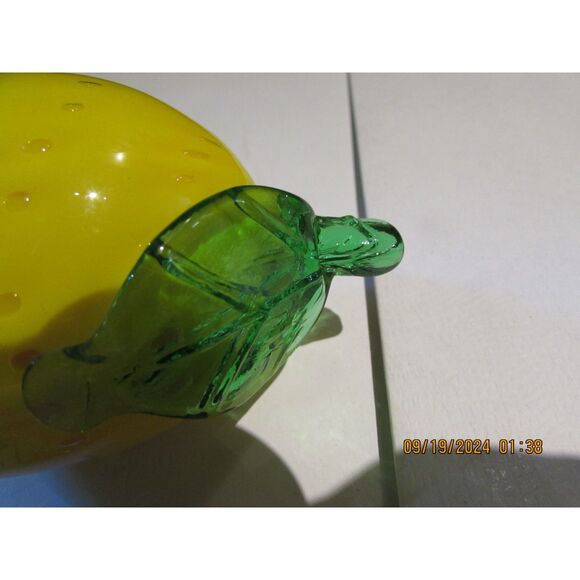 ART GLASS FRUIT LEMON FANCO YELLOW GREEN STEM - Picture 2 of 3